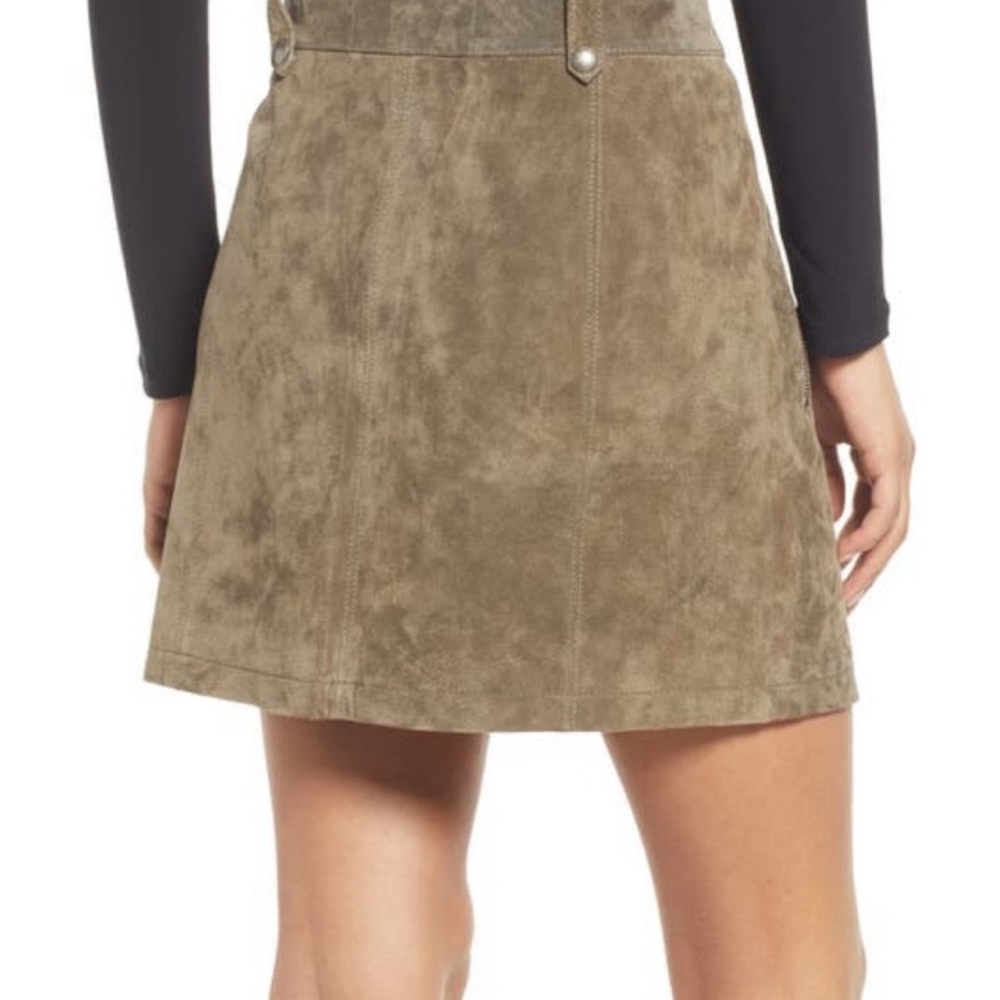 NWT BLANKNYC Women's Zip Suede Miniskirt. Size 26/2. - Picture 2 of 6
